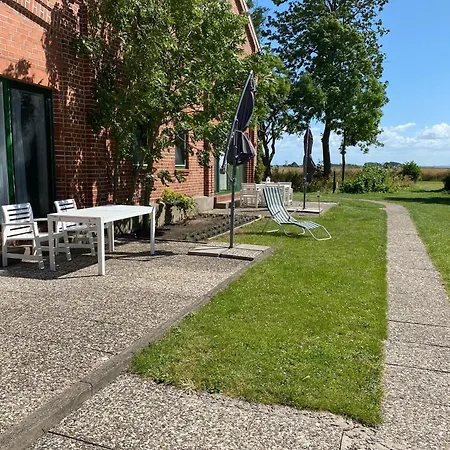 Feriengut-neuhof-wohnung-2 *