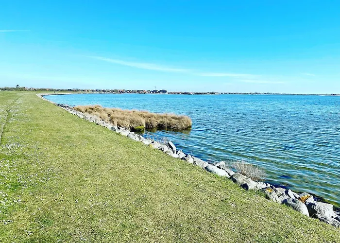 Lägenhet Feriengut-neuhof-wohnung-2